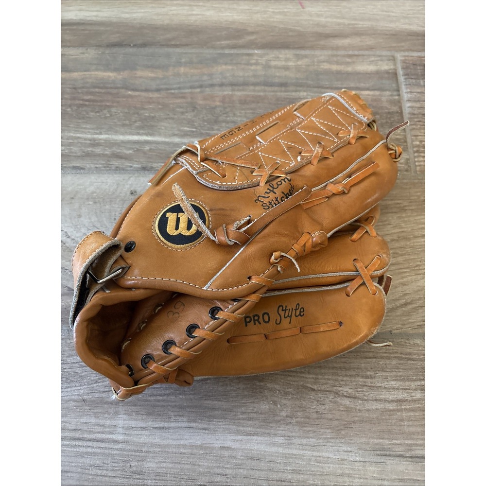 Wilson PRO STYLE Ron Guidry 3045 Leather‎ Baseball Glove Mitt Right Hand Thrower